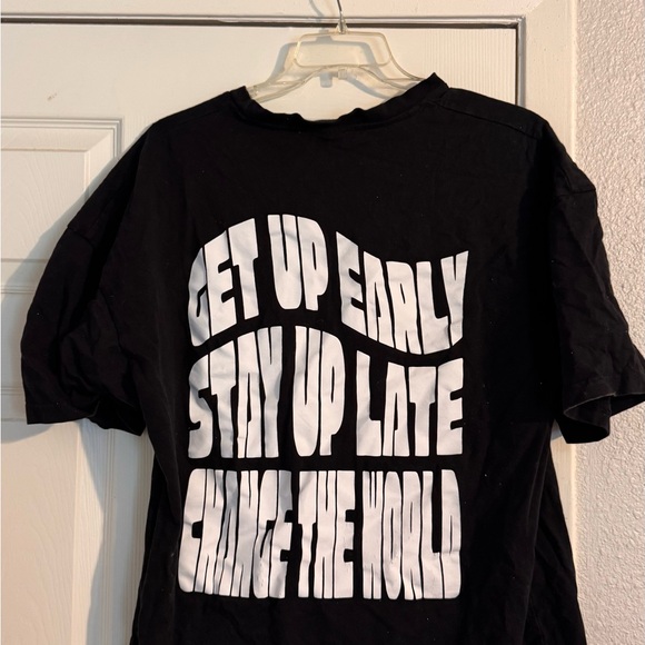 Dutch Bros Black Shirt with Blue Windmill Tag - Picture 3 of 3